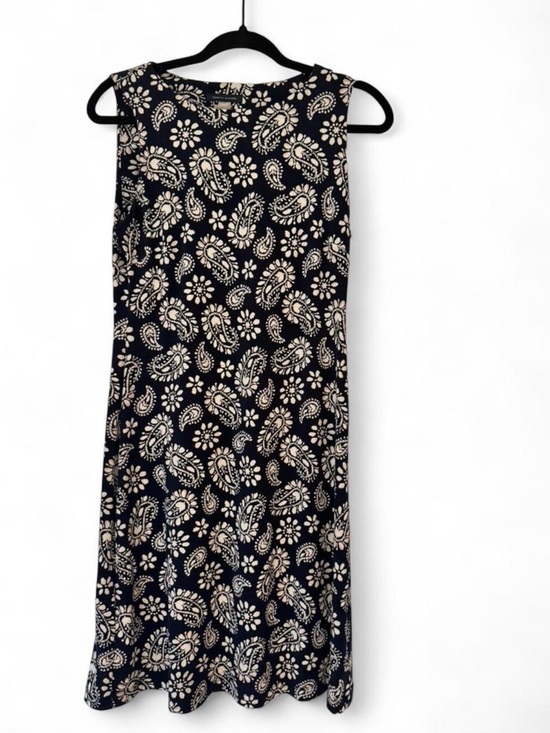 Tommy Hilfiger Dresses & Skirts - Tommy Hilfiger Paisley Print Midi Dress